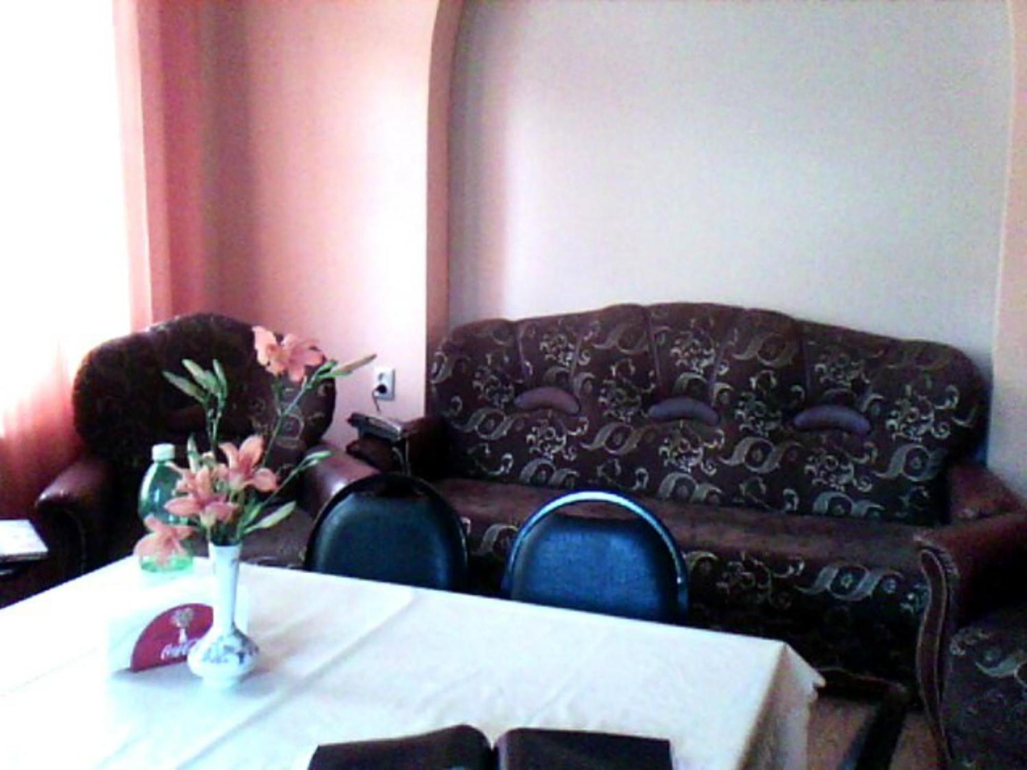 White Guest House Batumi Luaran gambar