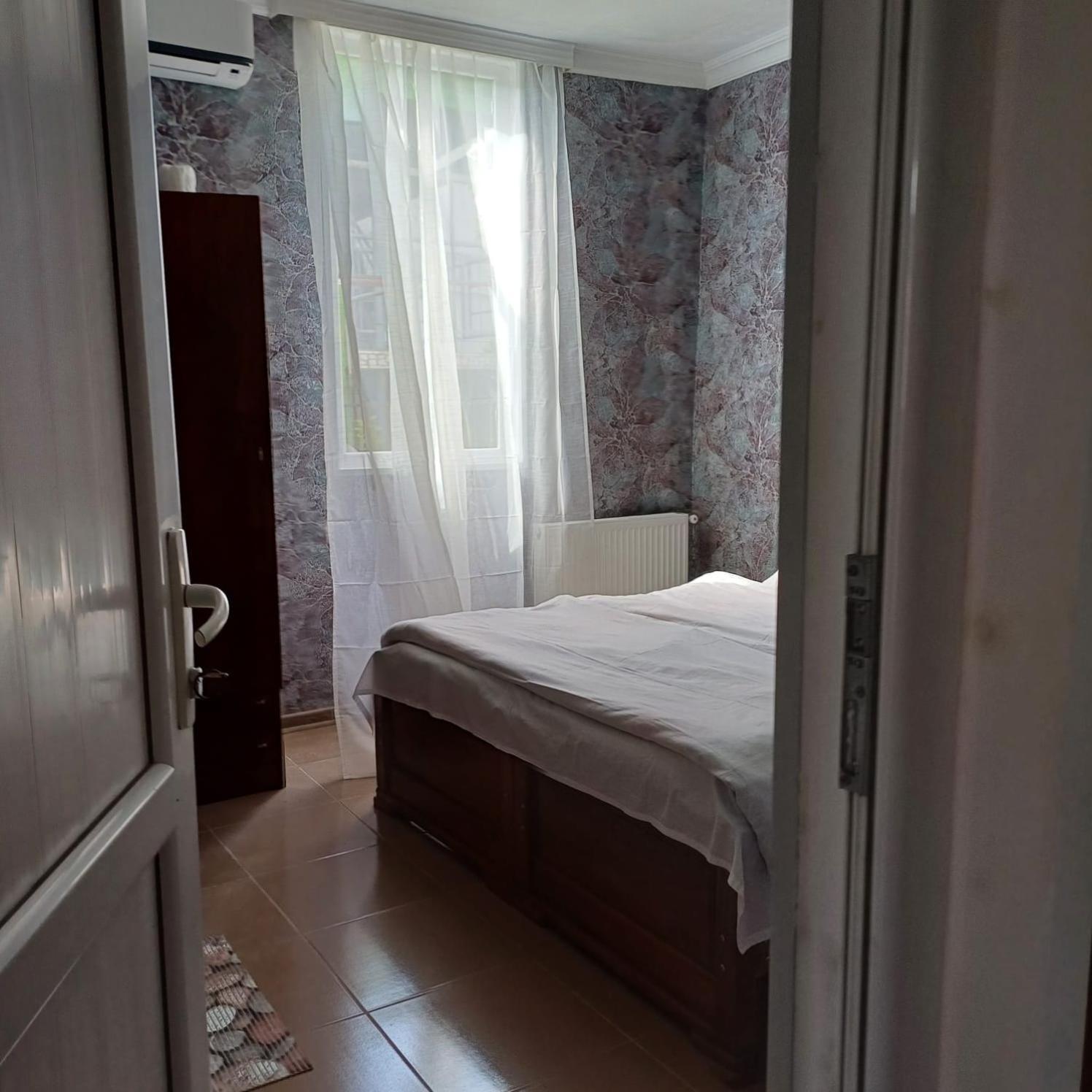 White Guest House Batumi Bilik gambar