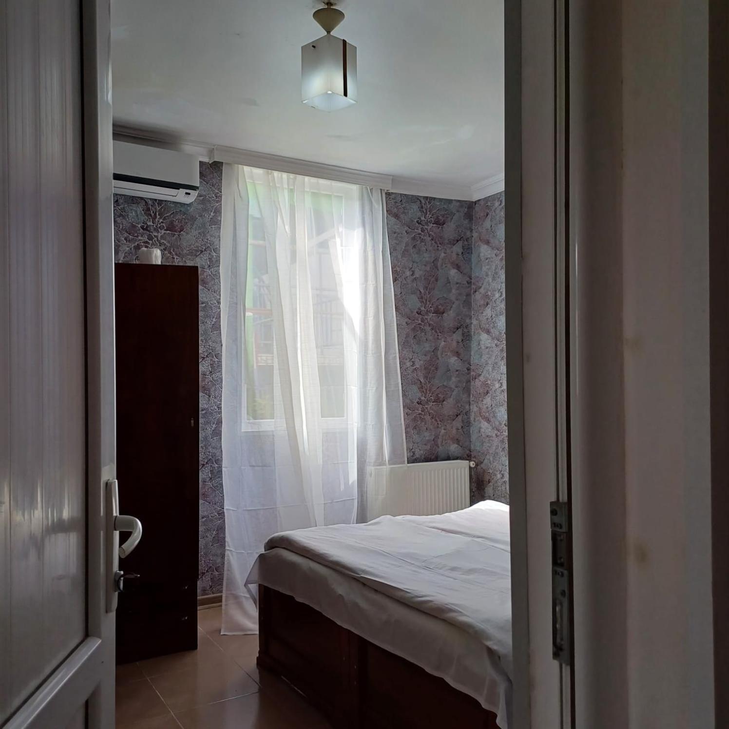 White Guest House Batumi Bilik gambar