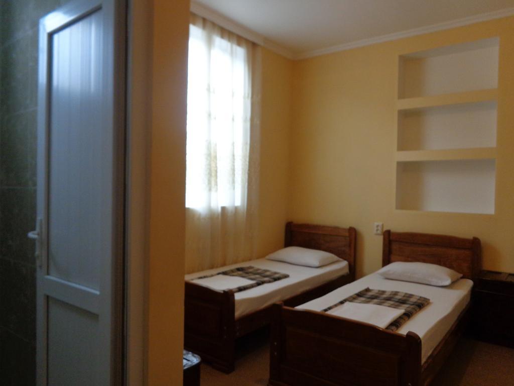 White Guest House Batumi Luaran gambar