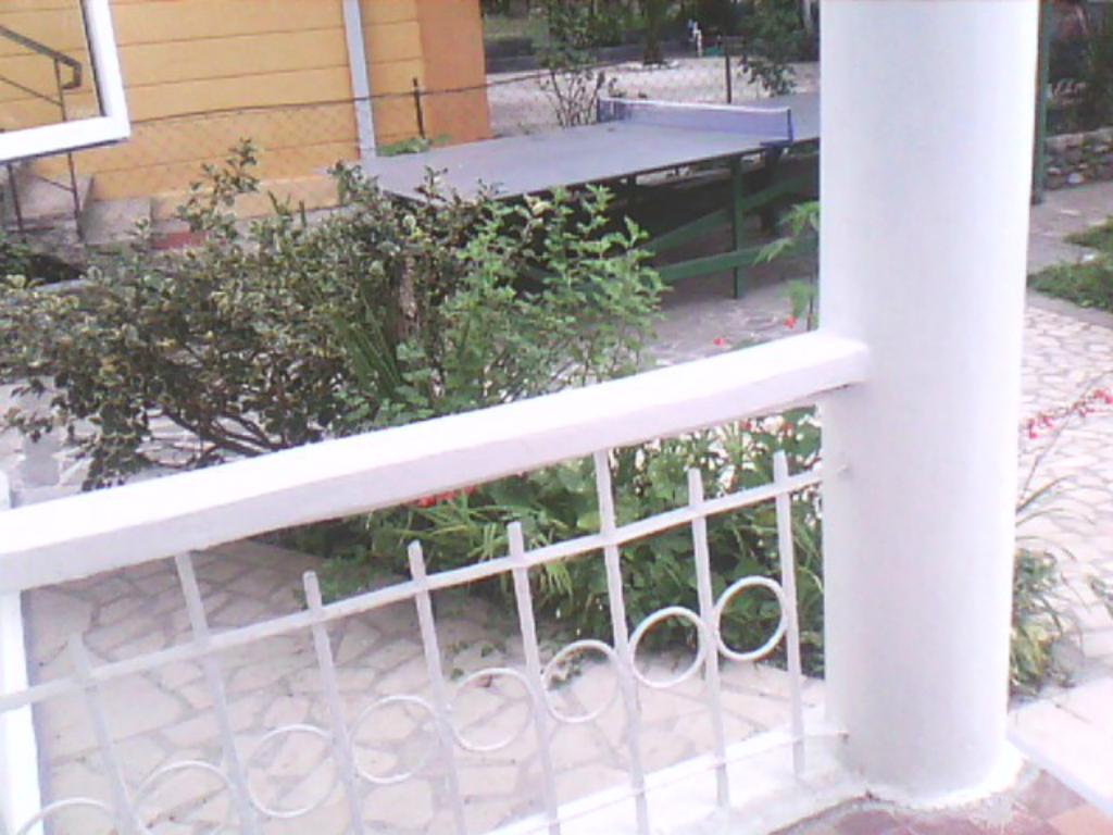White Guest House Batumi Bilik gambar