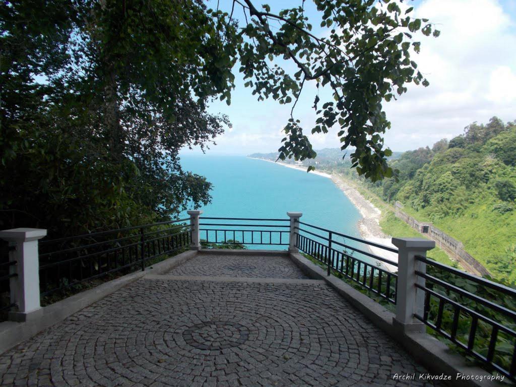 White Guest House Batumi Luaran gambar